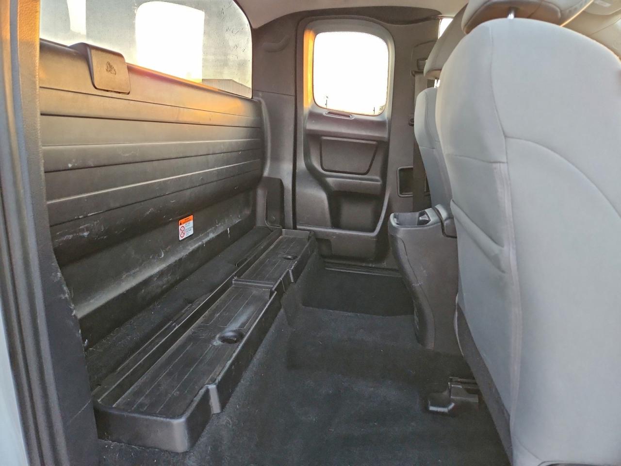2019 TOYOTA TACOMA SR photo 10