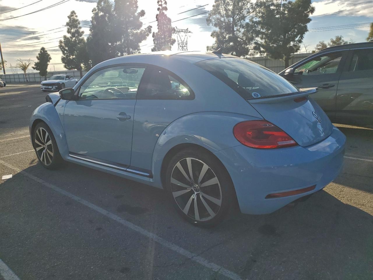 2015 VOLKSWAGEN BEETLE R-LINE photo 3