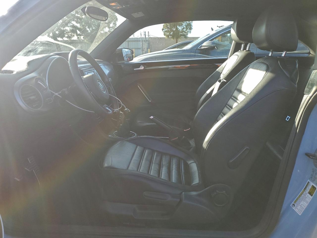 2015 VOLKSWAGEN BEETLE R-LINE photo 13
