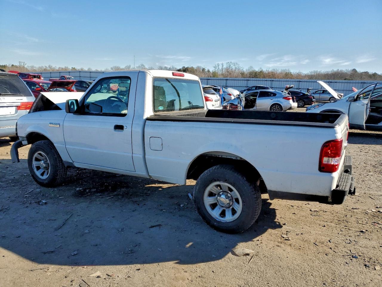 2011 FORD RANGER photo 2