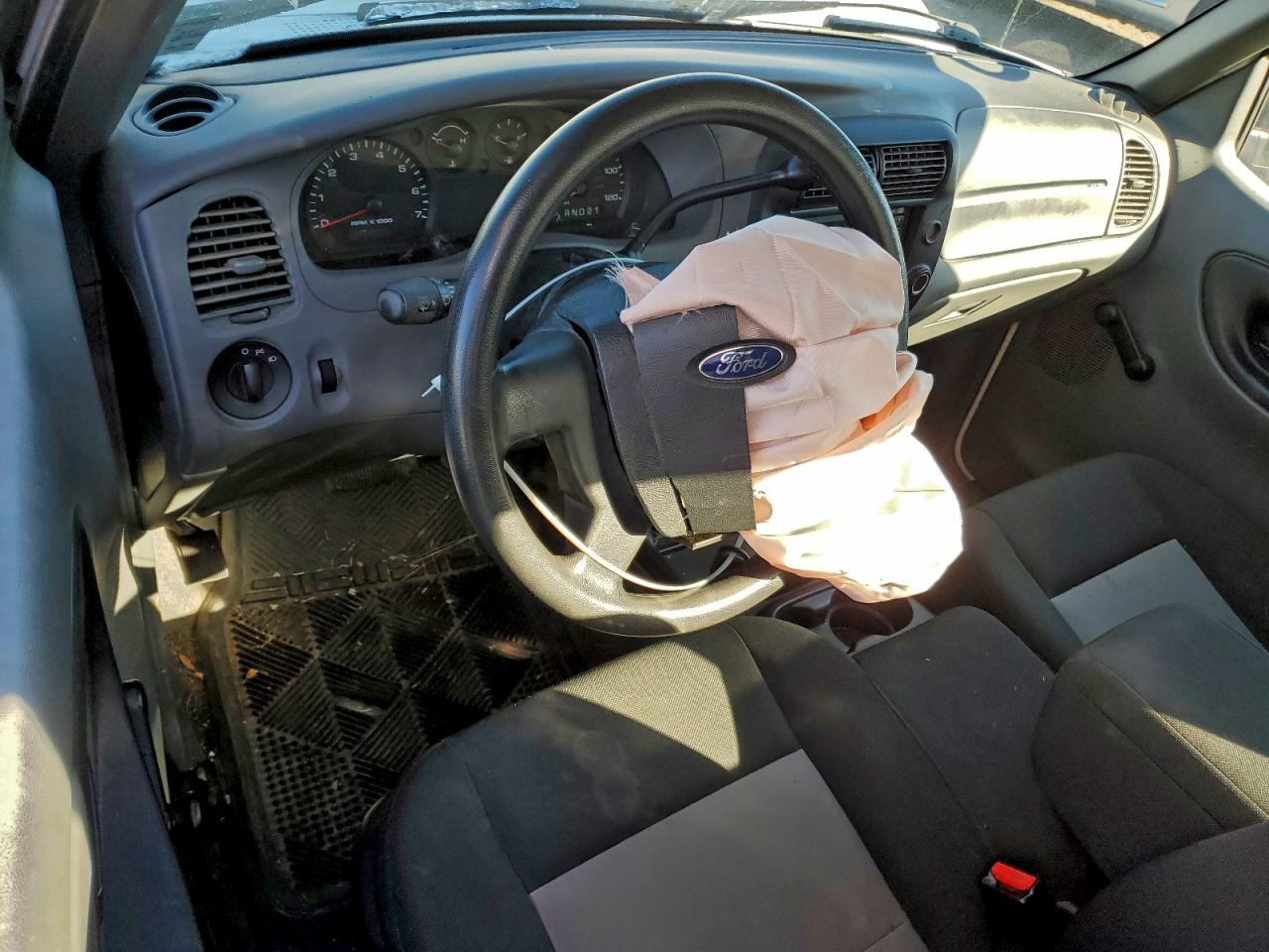 2011 FORD RANGER photo 8