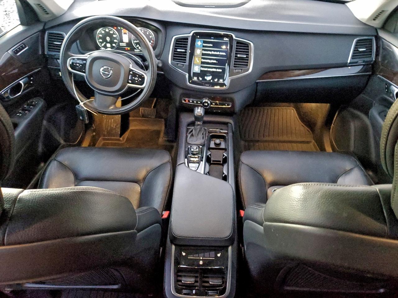 2019 VOLVO XC90 T6 MOMENTUM photo 8