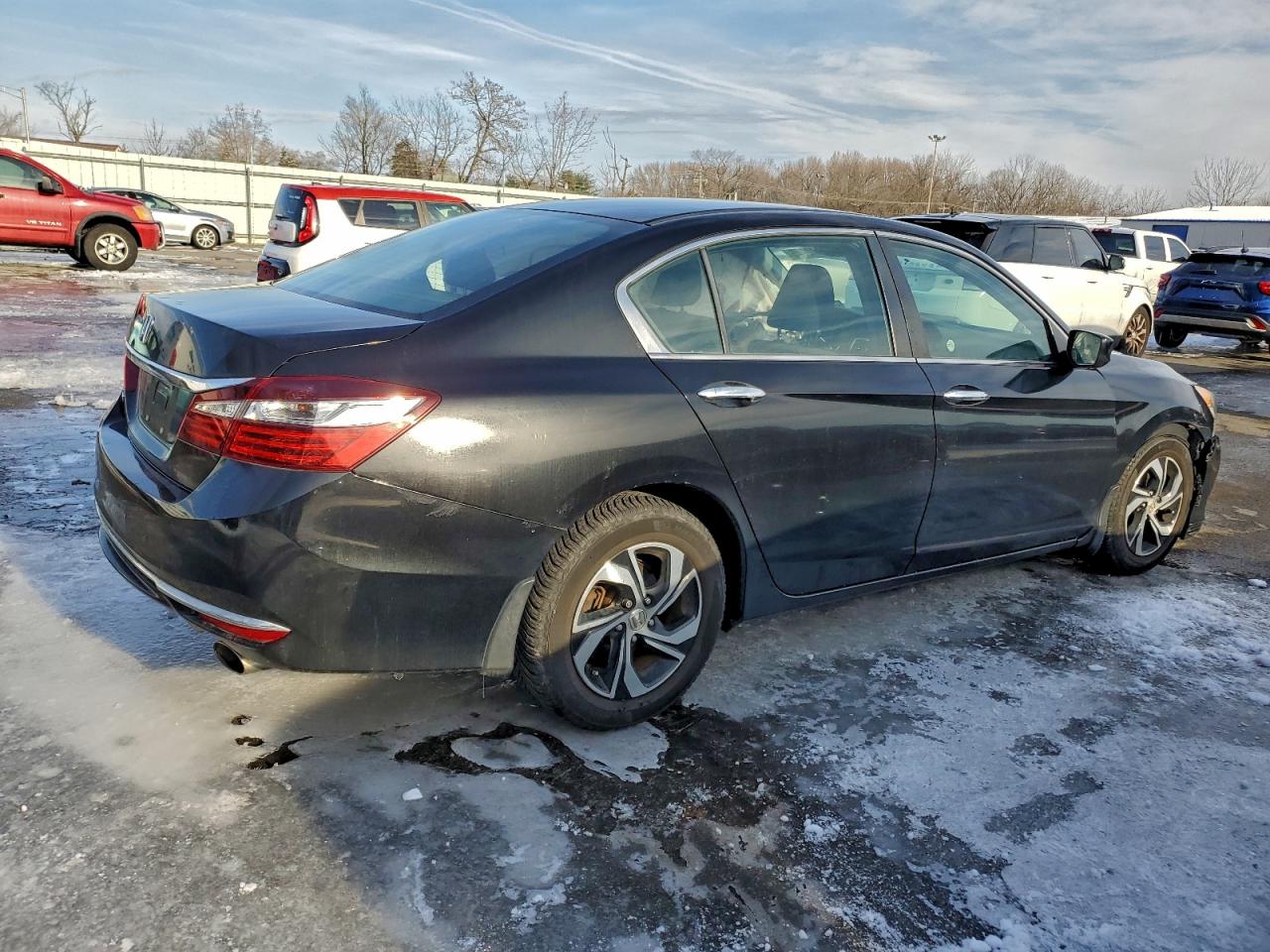 2016 HONDA ACCORD LX photo 3