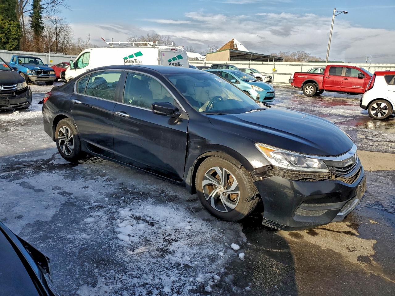 2016 HONDA ACCORD LX photo 4