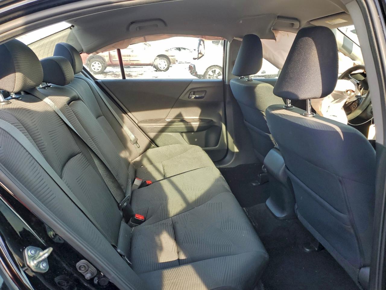 2016 HONDA ACCORD LX photo 10