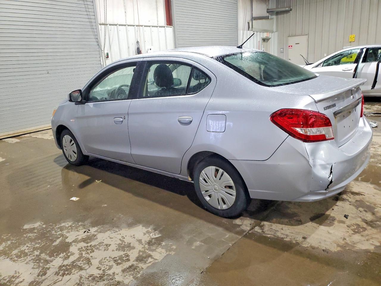 2017 MITSUBISHI MIRAGE G4 ES photo 2