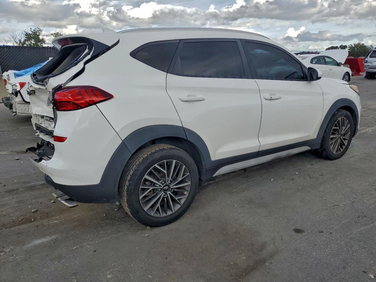 2019 HYUNDAI TUCSON LIMITED photo 5
