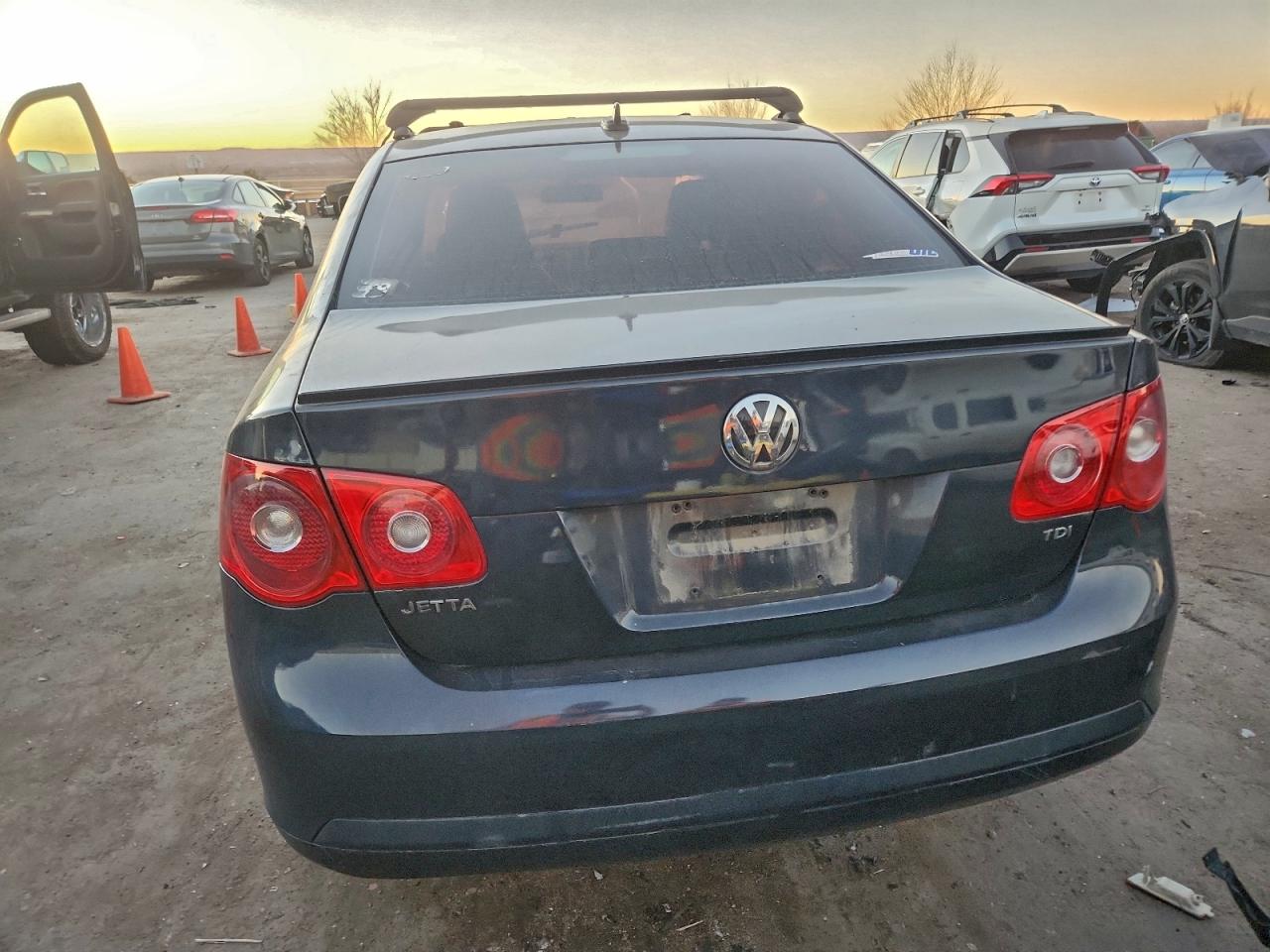 2006 VOLKSWAGEN JETTA TDI photo 6