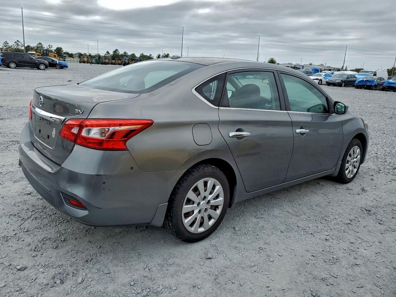 2016 NISSAN SENTRA S photo 5