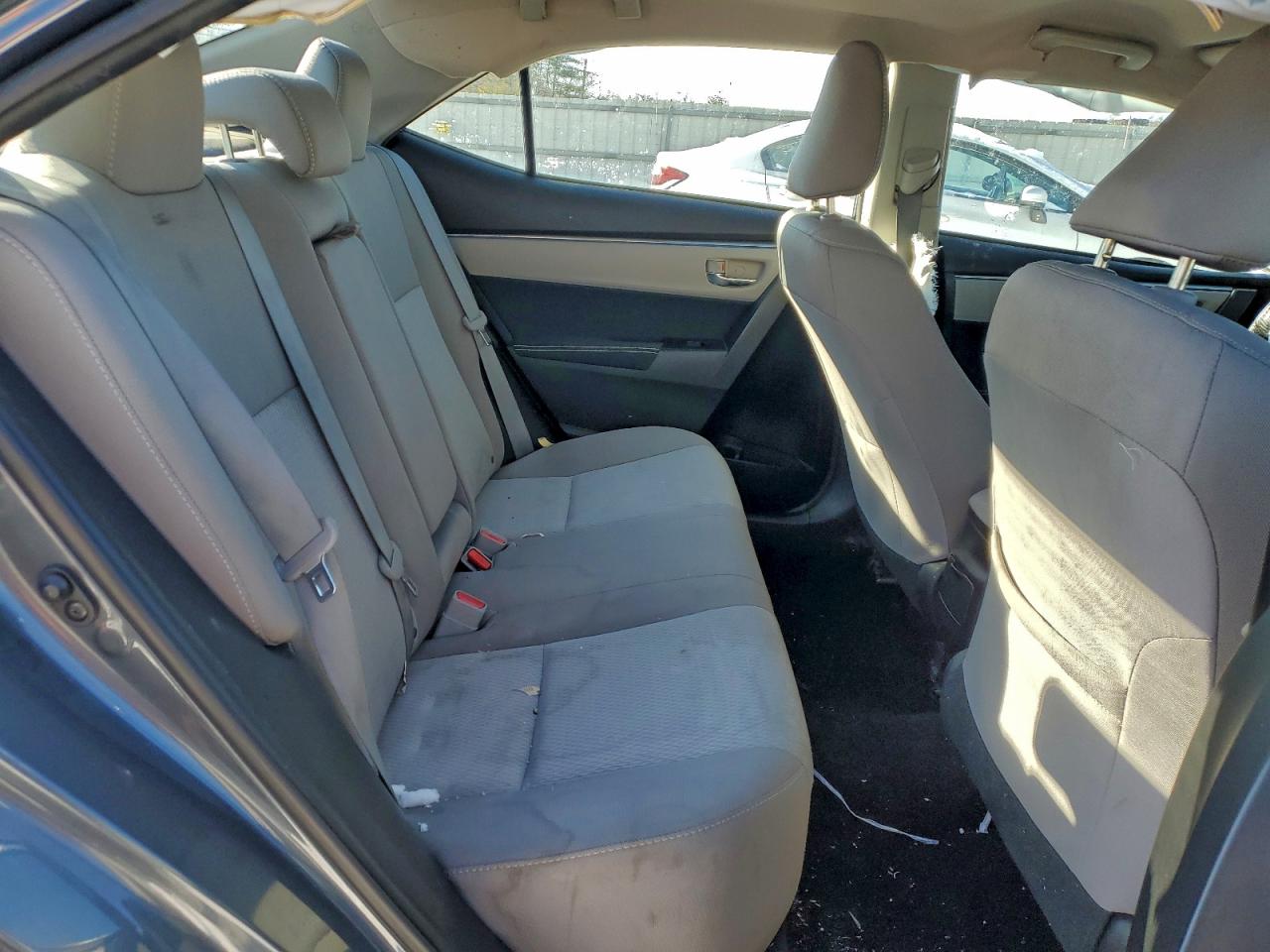 2016 TOYOTA COROLLA L photo 37