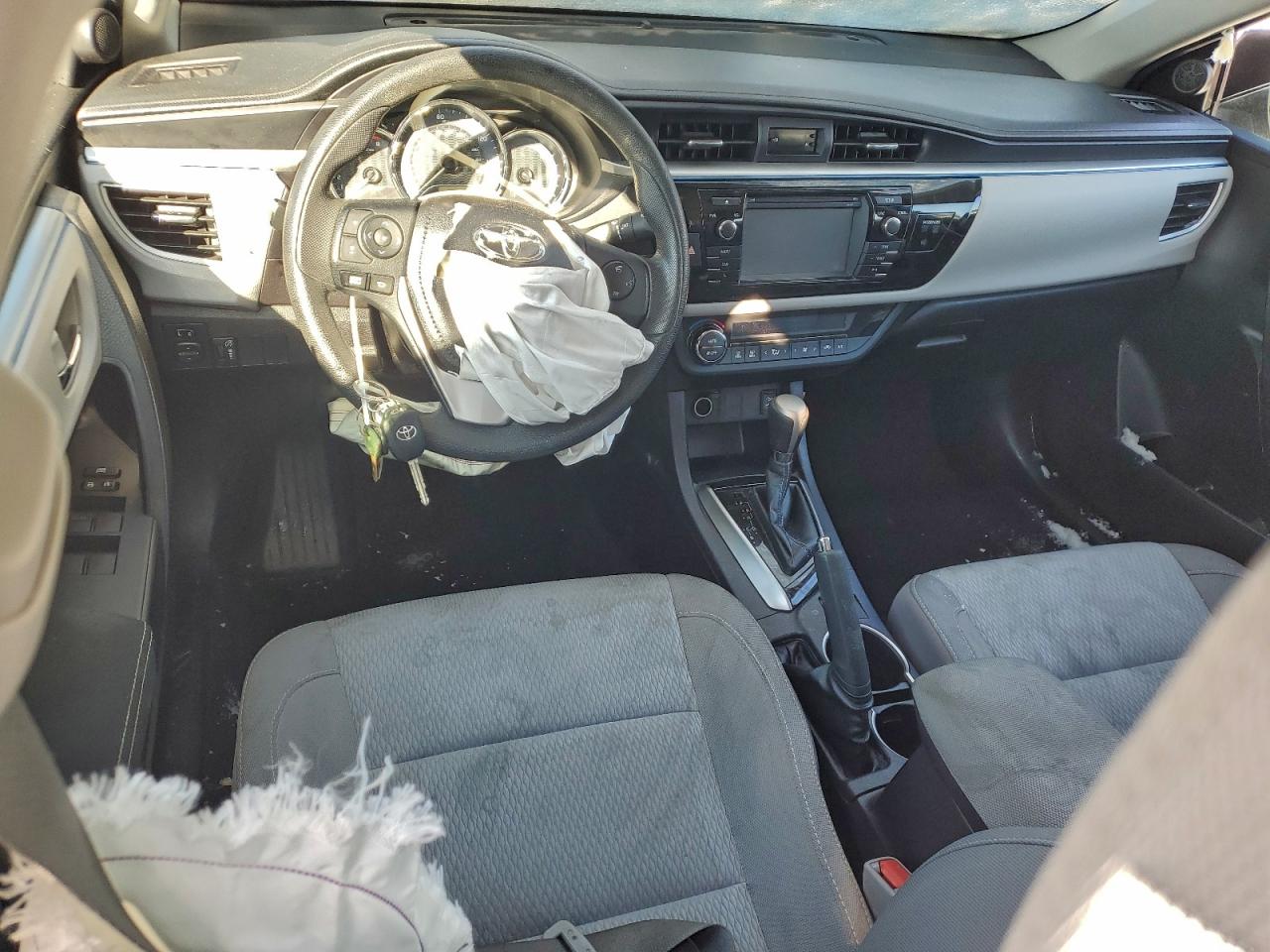 2016 TOYOTA COROLLA L photo 29