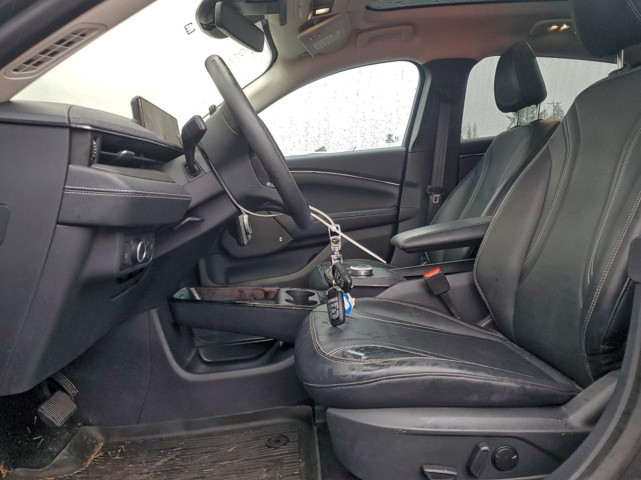 2022 FORD MUSTANG MACH-E PREMIUM photo 19