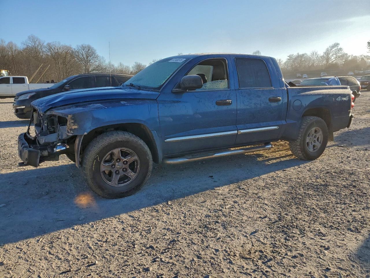 2005 DODGE DAKOTA
