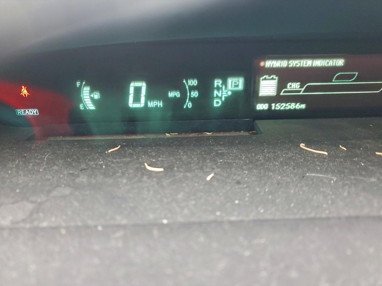2010 TOYOTA PRIUS photo 33