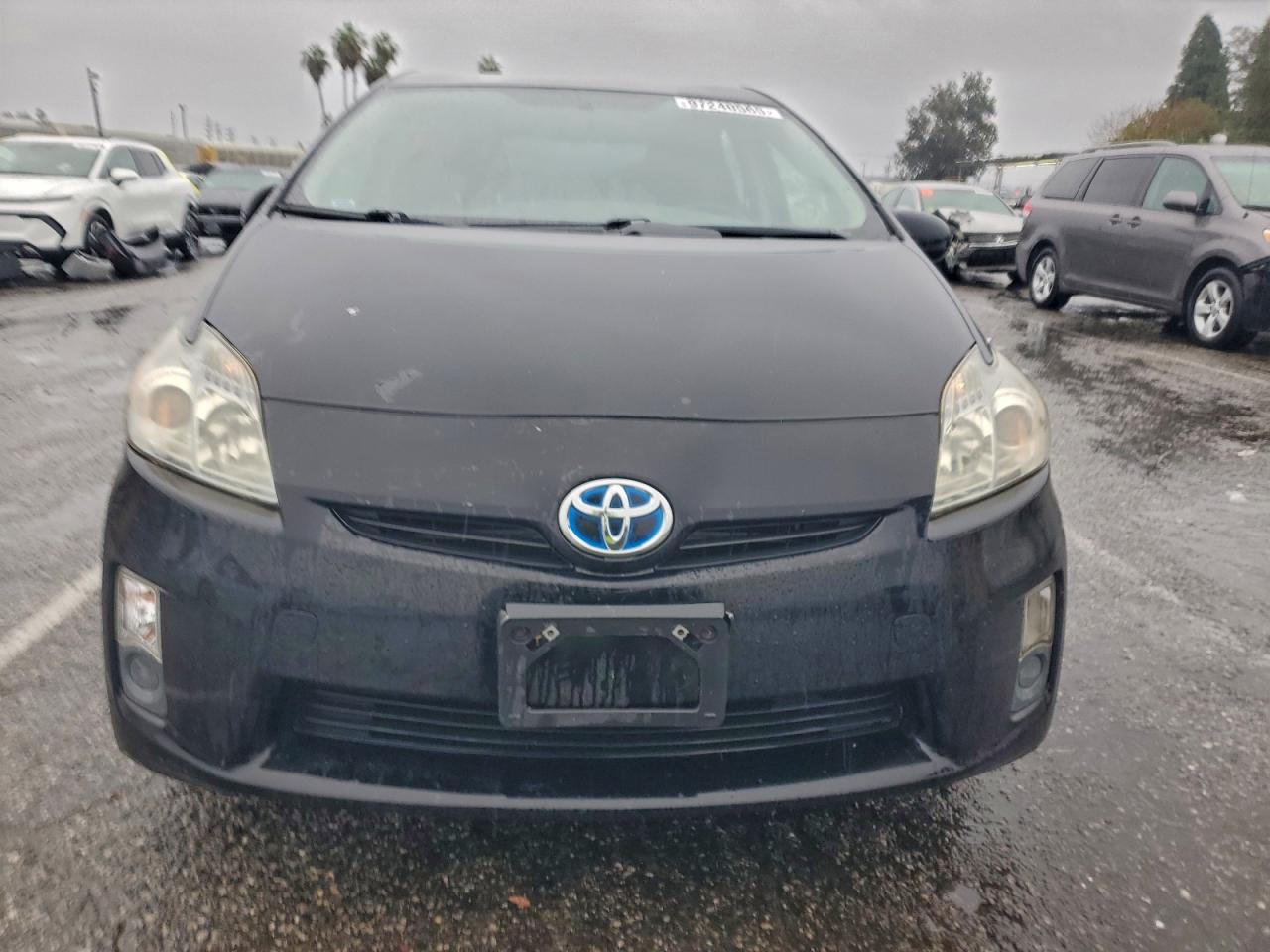 2010 TOYOTA PRIUS photo 17