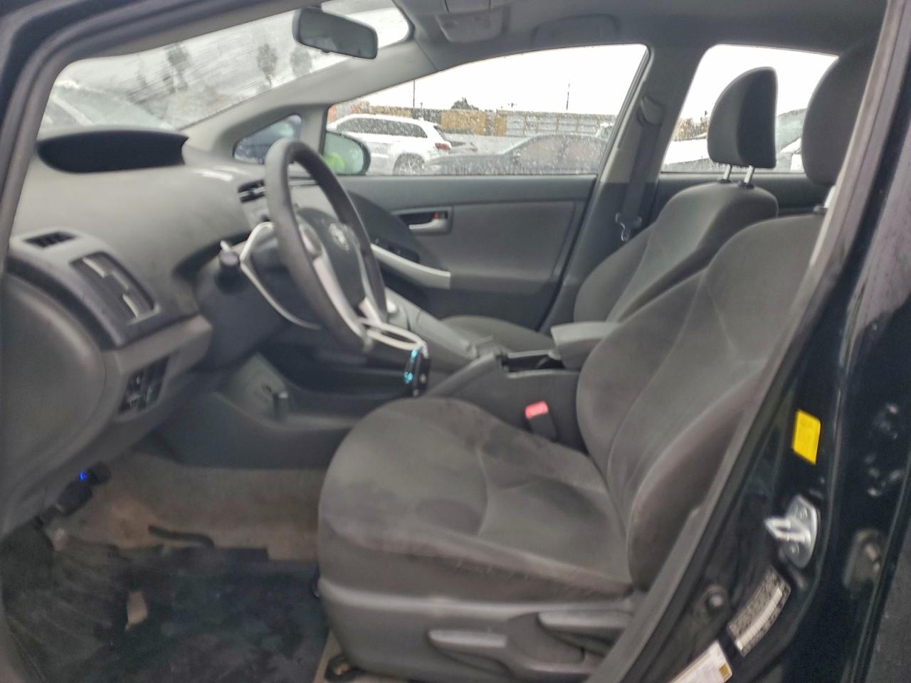 2010 TOYOTA PRIUS photo 25