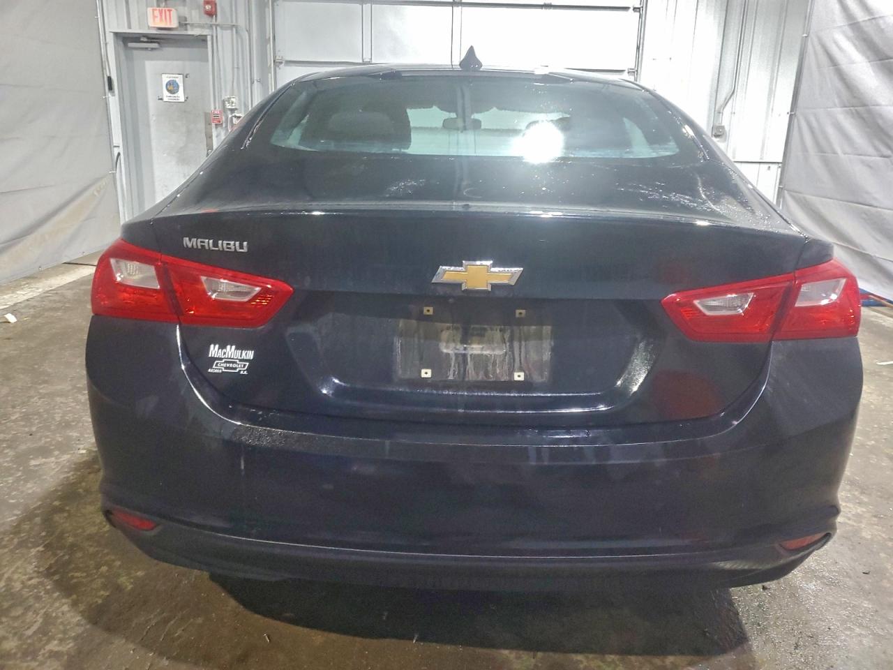 2018 CHEVROLET MALIBU LS photo 6