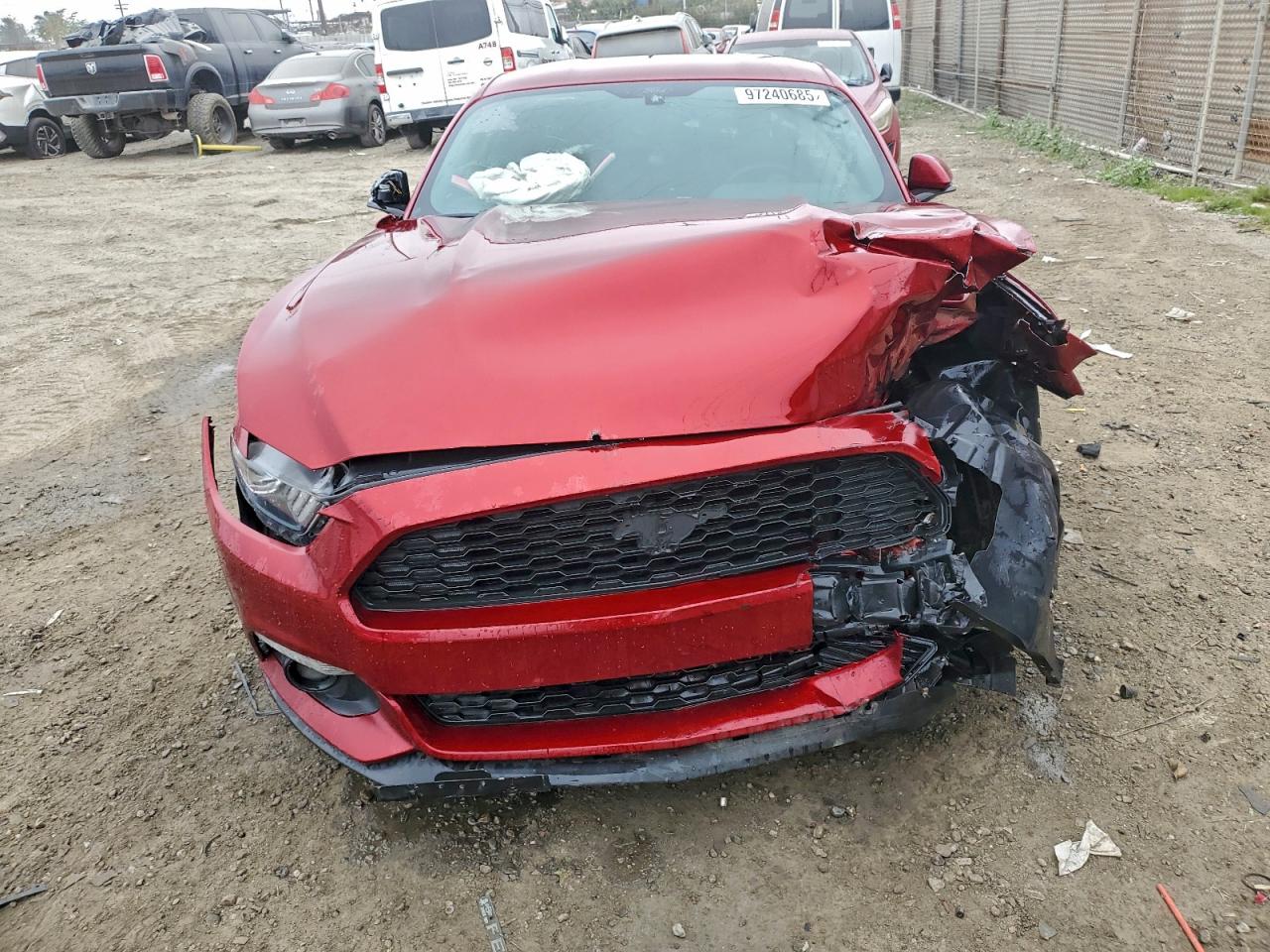 2017 FORD MUSTANG photo 5