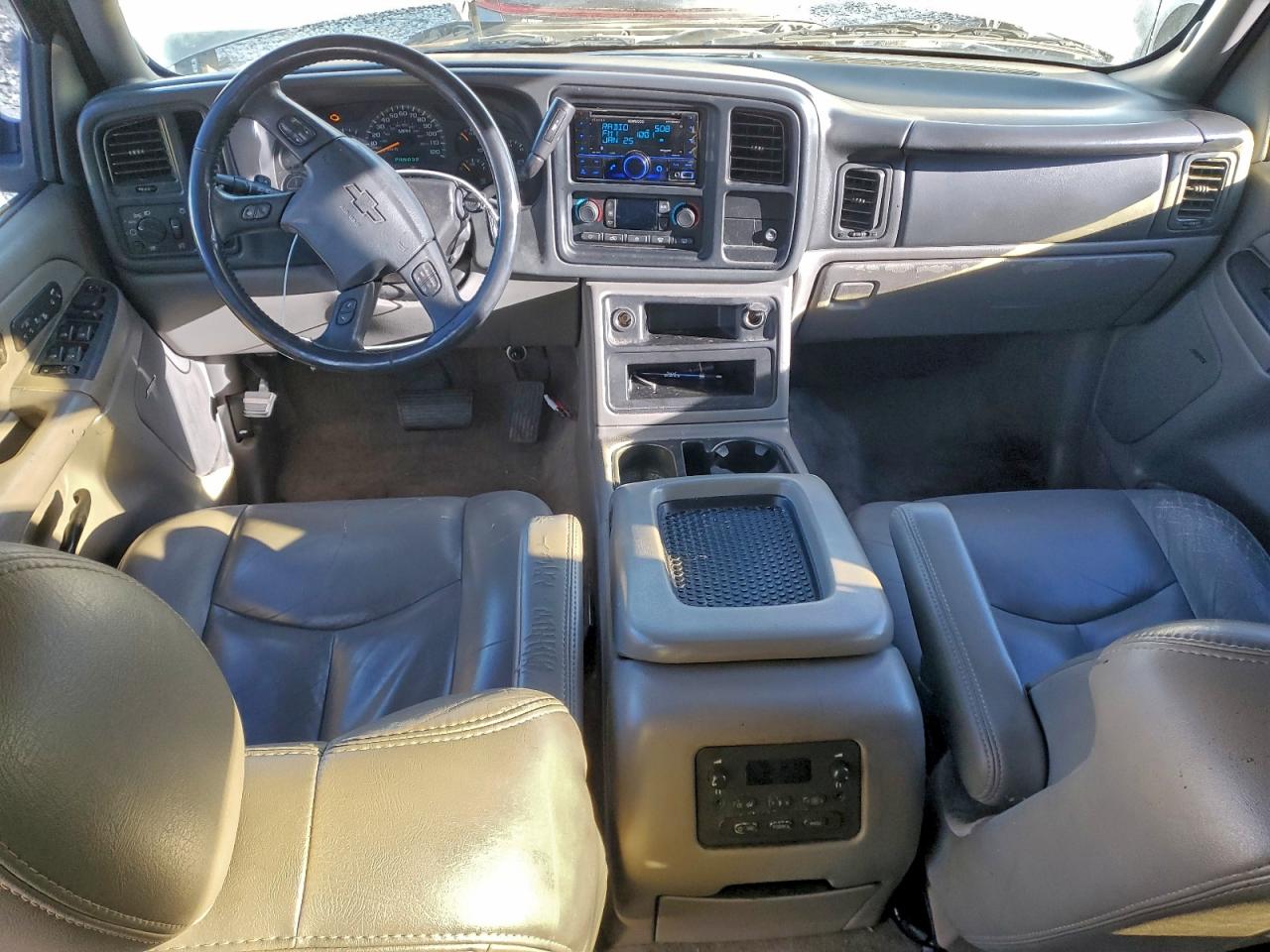 2005 CHEVROLET SUBURBAN C1500 photo 8
