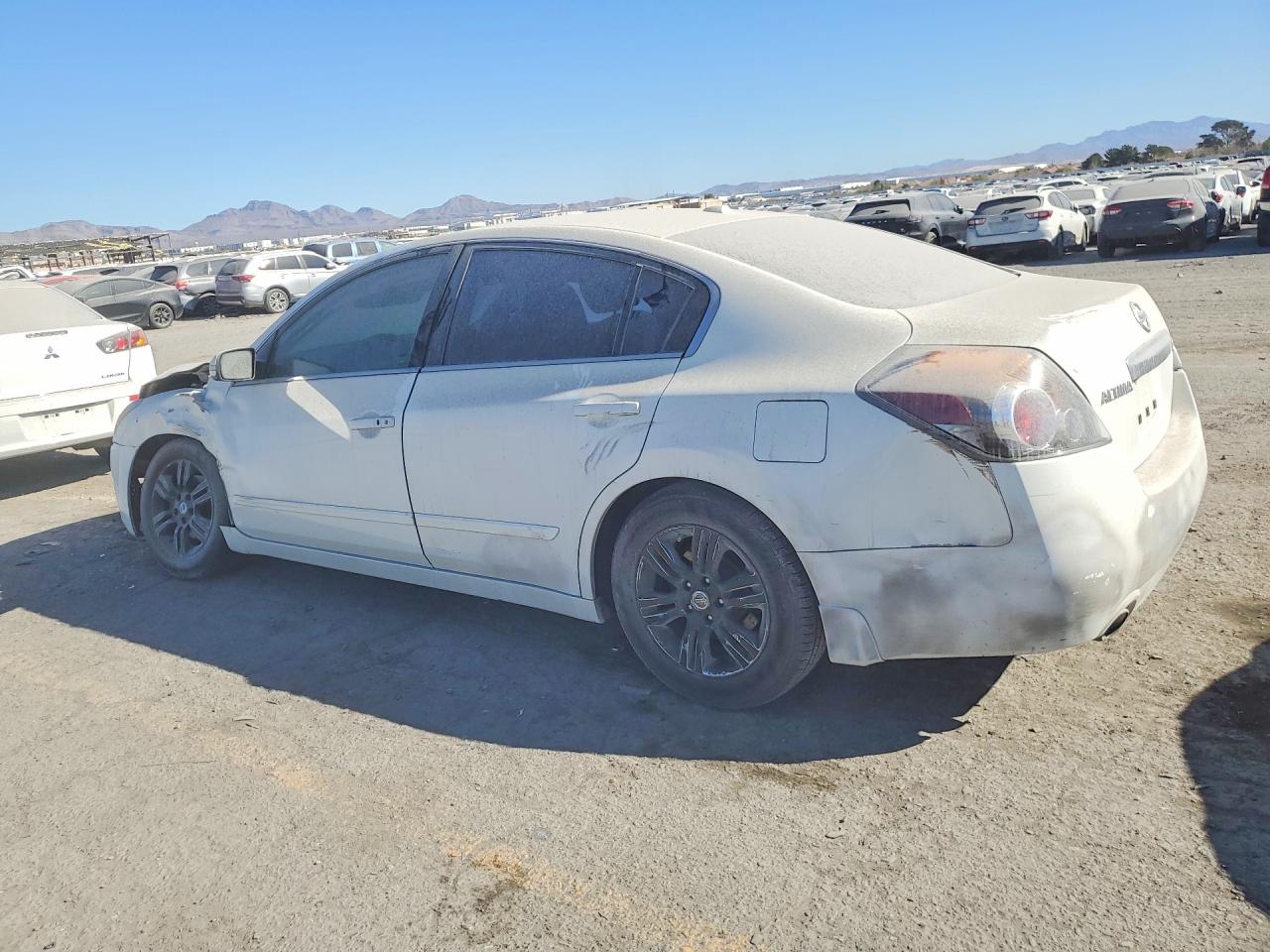 2012 NISSAN ALTIMA BASE photo 2