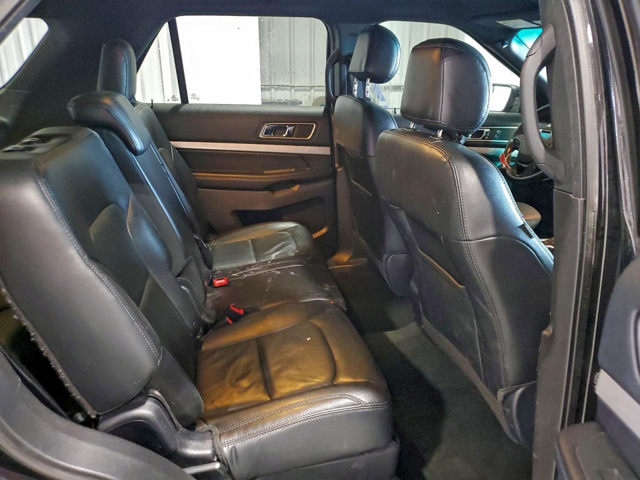 2016 FORD EXPLORER XLT photo 11