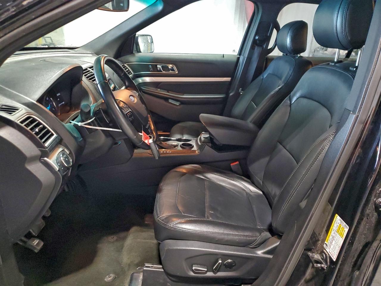 2016 FORD EXPLORER XLT photo 7