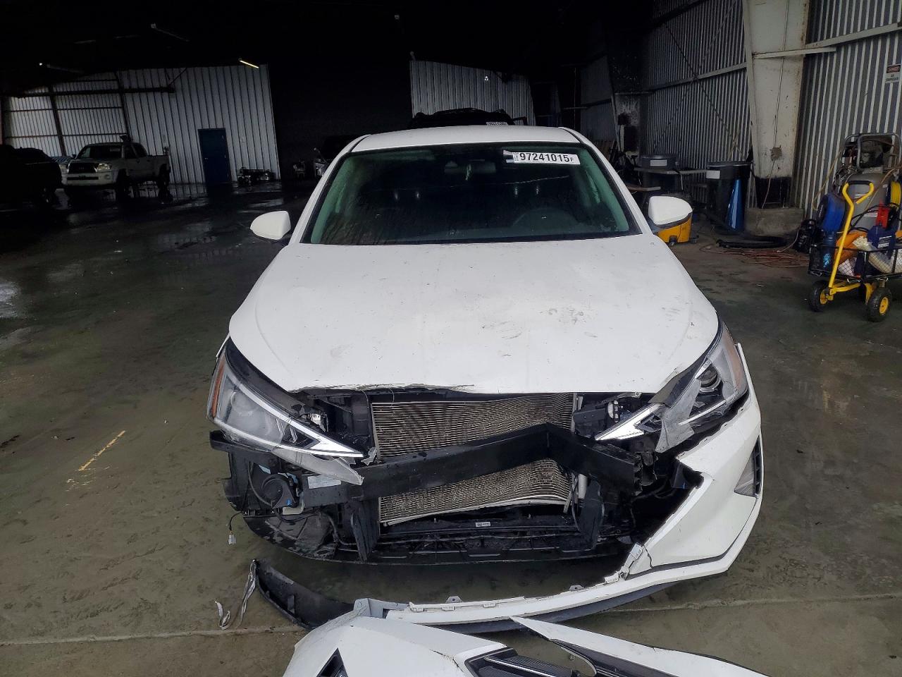 2020 HYUNDAI ELANTRA SEL photo 13