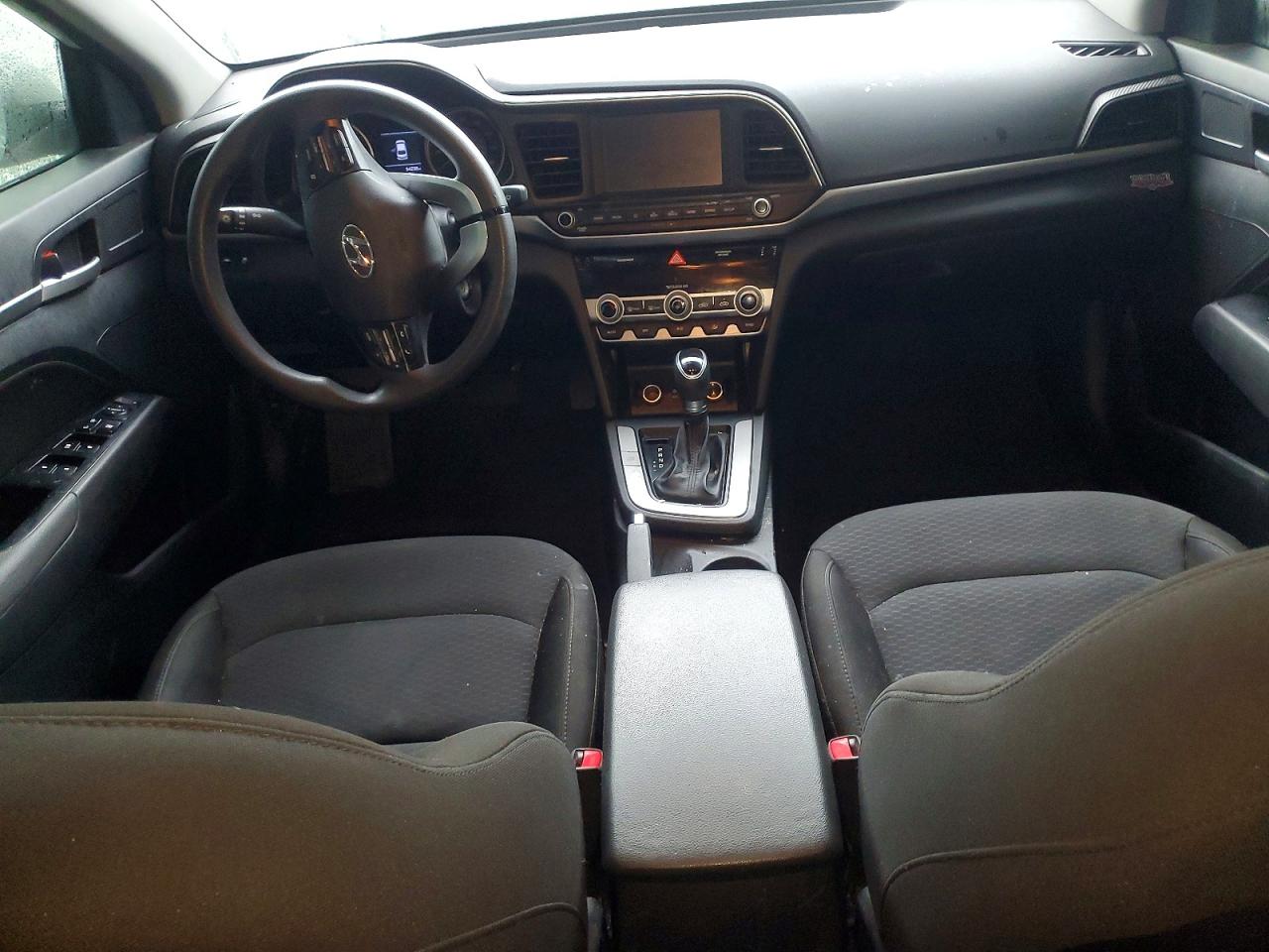 2020 HYUNDAI ELANTRA SEL photo 22