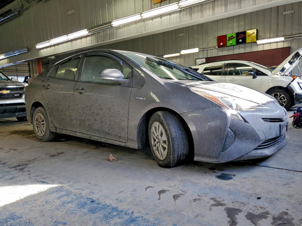 2017 TOYOTA PRIUS photo 4