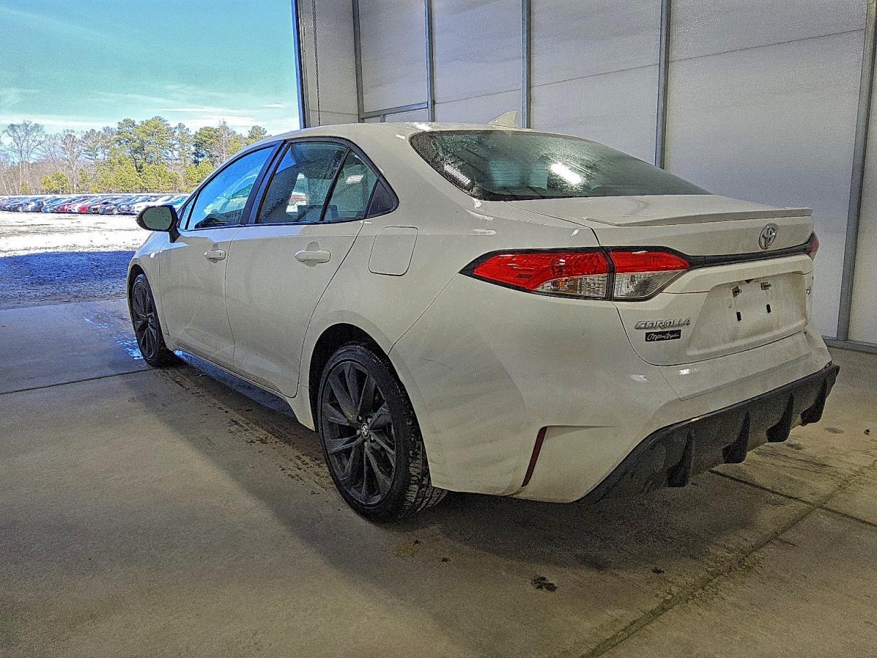2024 TOYOTA COROLLA SE photo 3