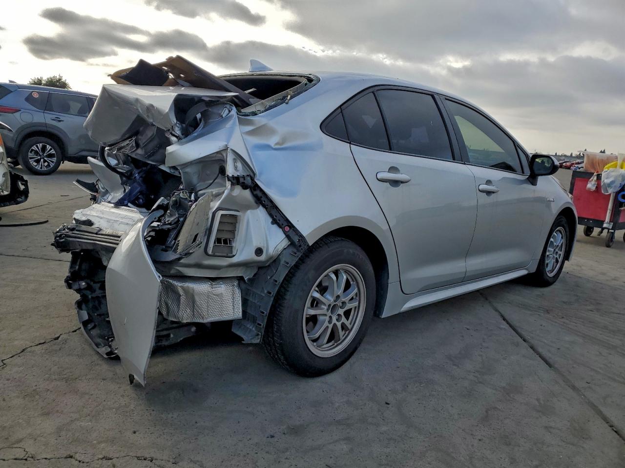 2021 TOYOTA COROLLA LE photo 5