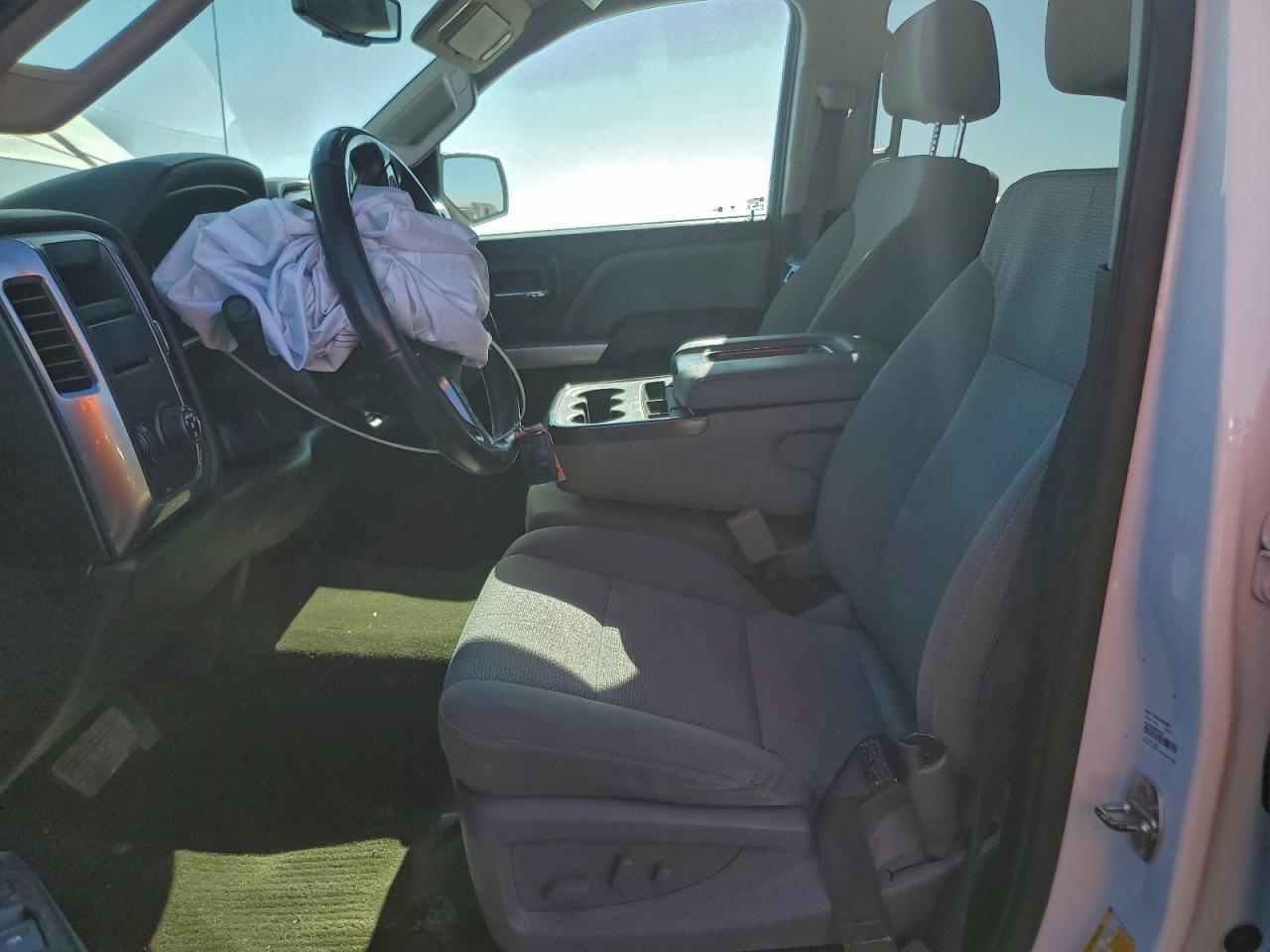 2018 CHEVROLET SILVERADO C1500 LT photo 19