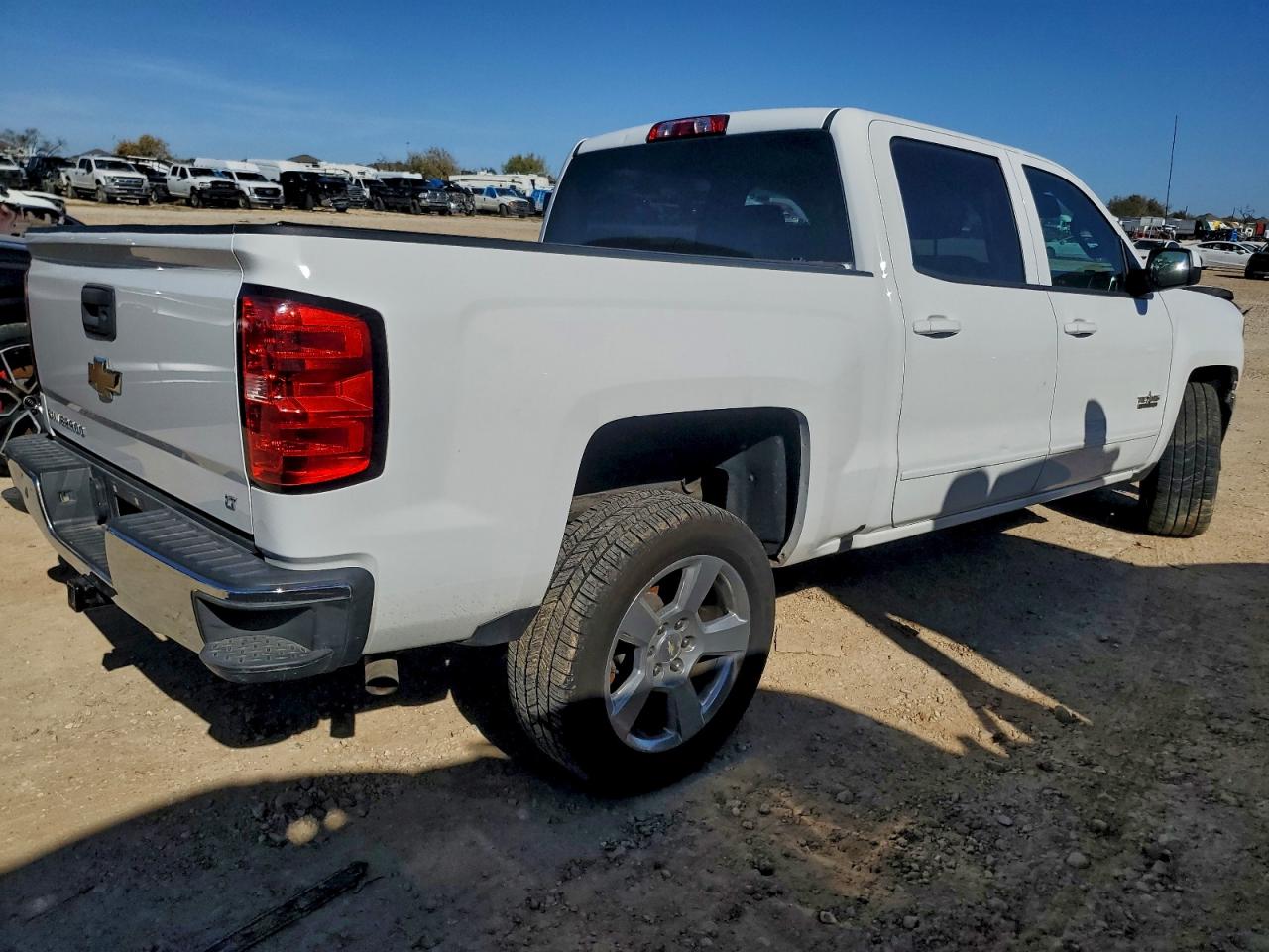 2018 CHEVROLET SILVERADO C1500 LT photo 7