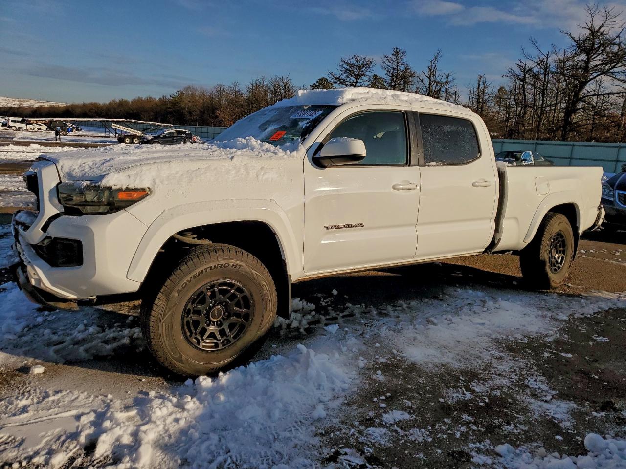 2017 TOYOTA TACOMA