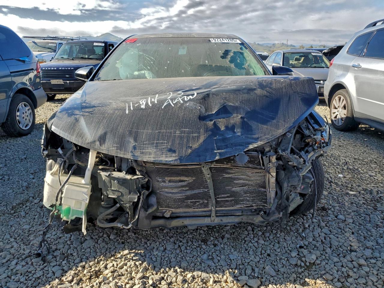 2013 TOYOTA CAMRY HYBRID photo 9