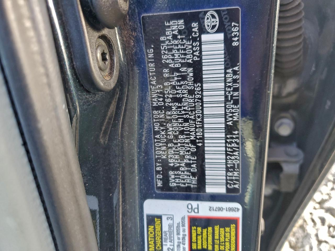 2013 TOYOTA CAMRY HYBRID photo 23
