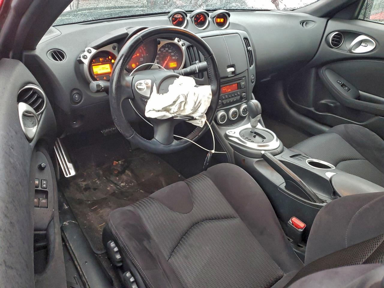 2017 NISSAN 370Z BASE photo 8