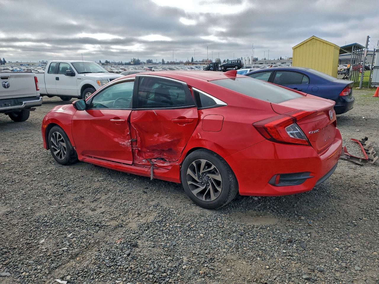 2017 HONDA CIVIC EX photo 3