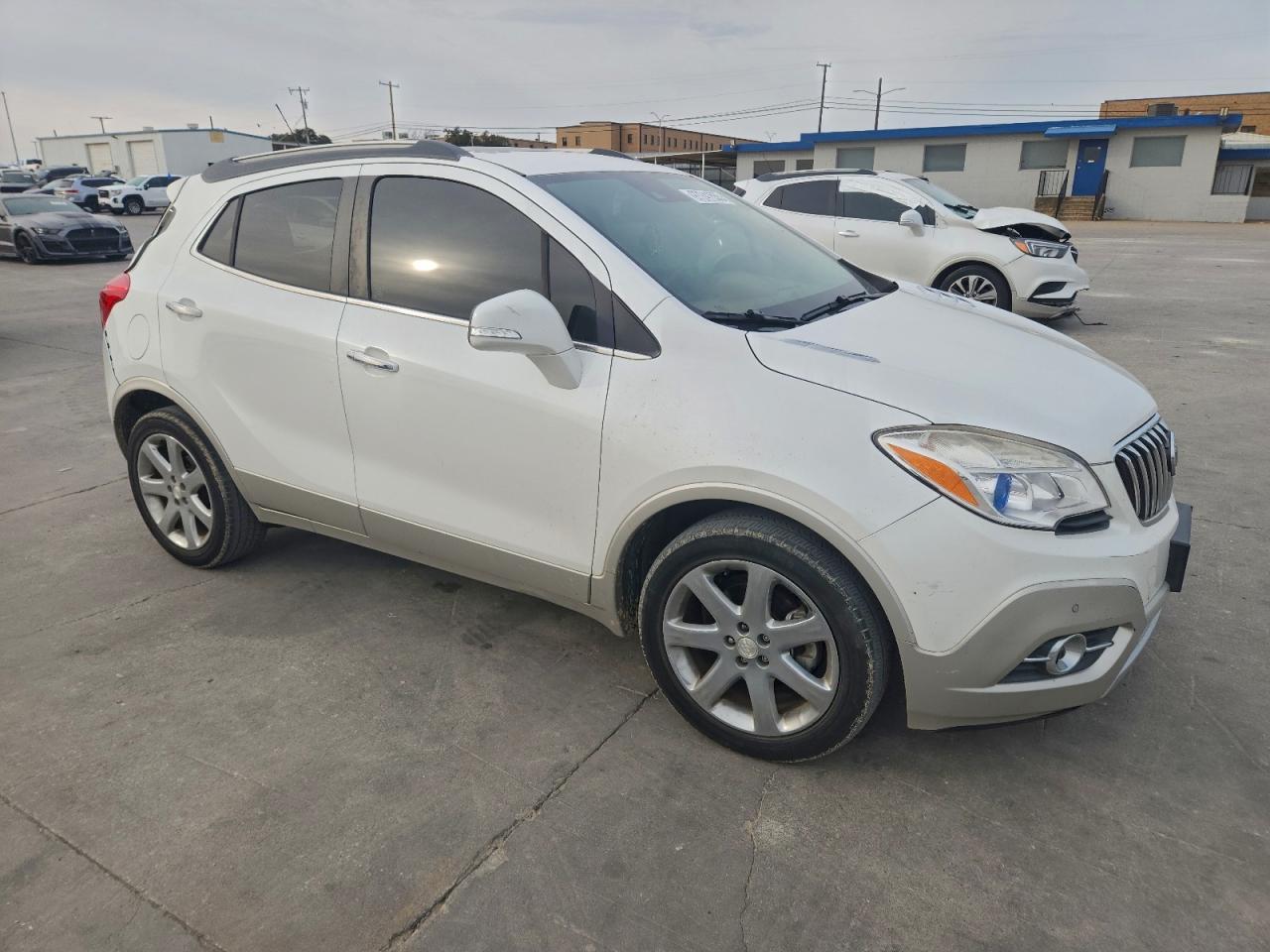 2016 BUICK ENCORE PREMIUM photo 4