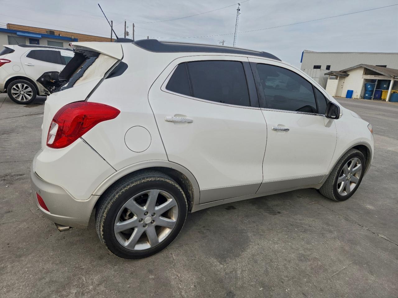 2016 BUICK ENCORE PREMIUM photo 3