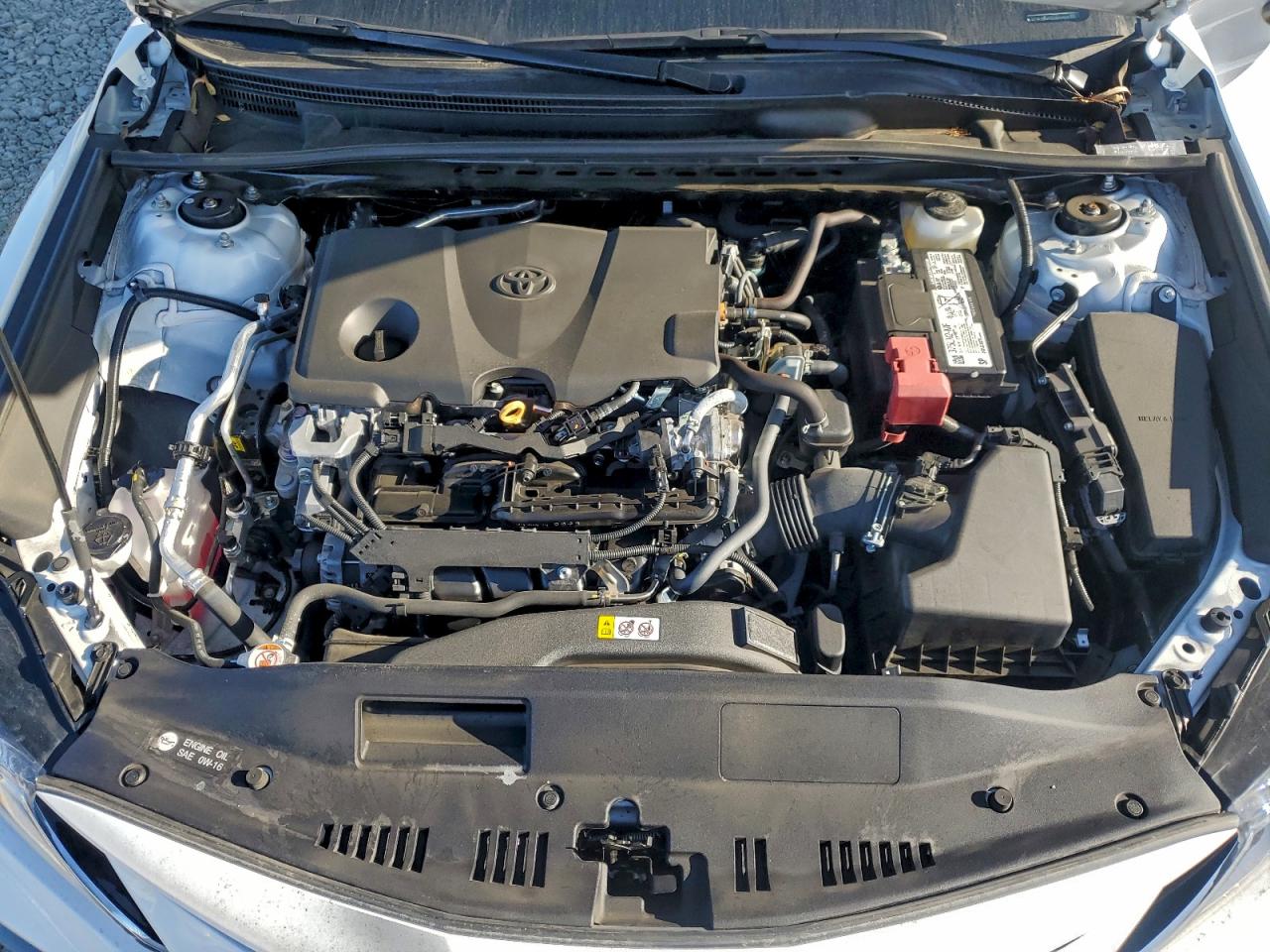 2024 TOYOTA CAMRY LE photo 31