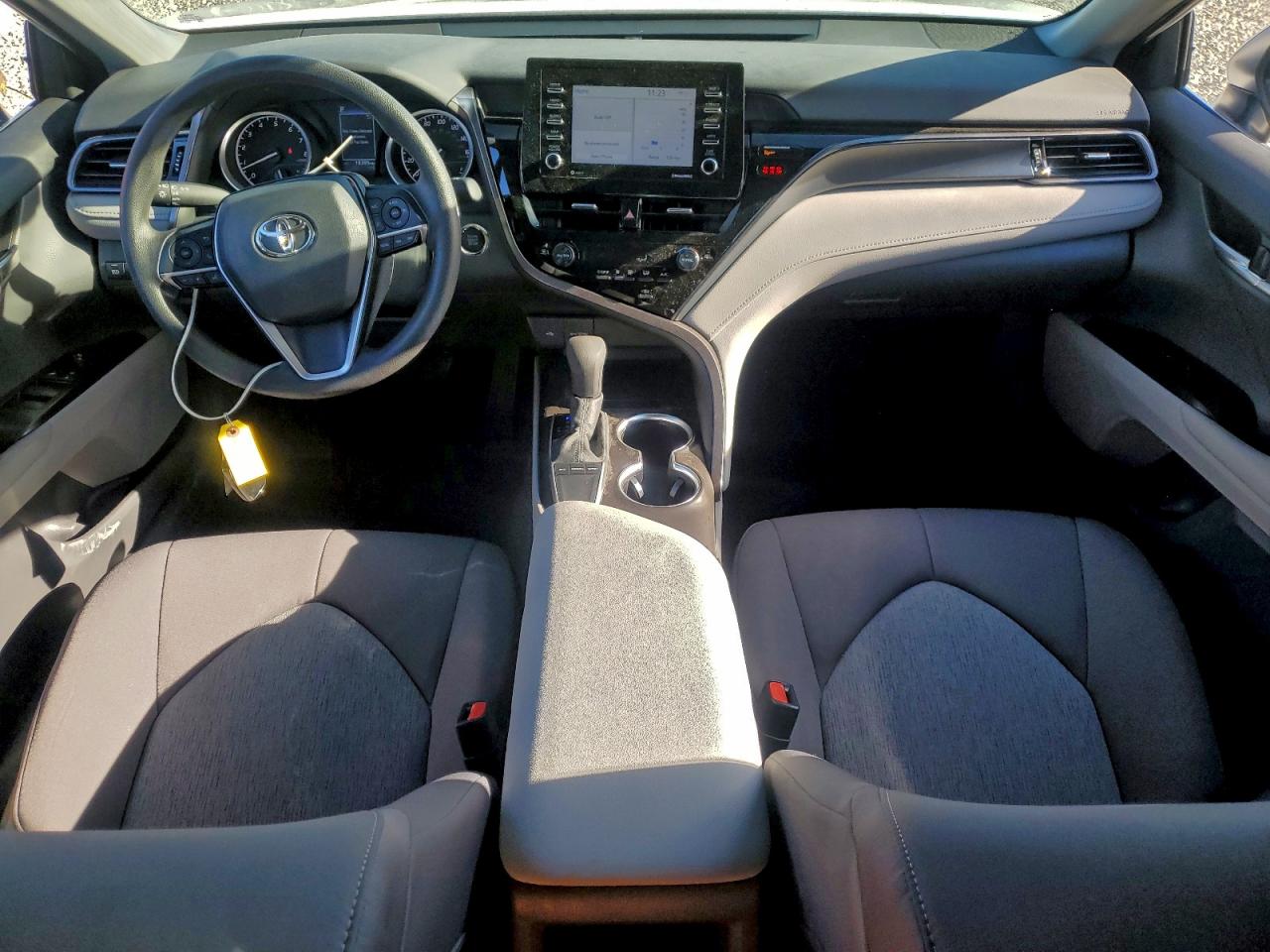 2024 TOYOTA CAMRY LE photo 22