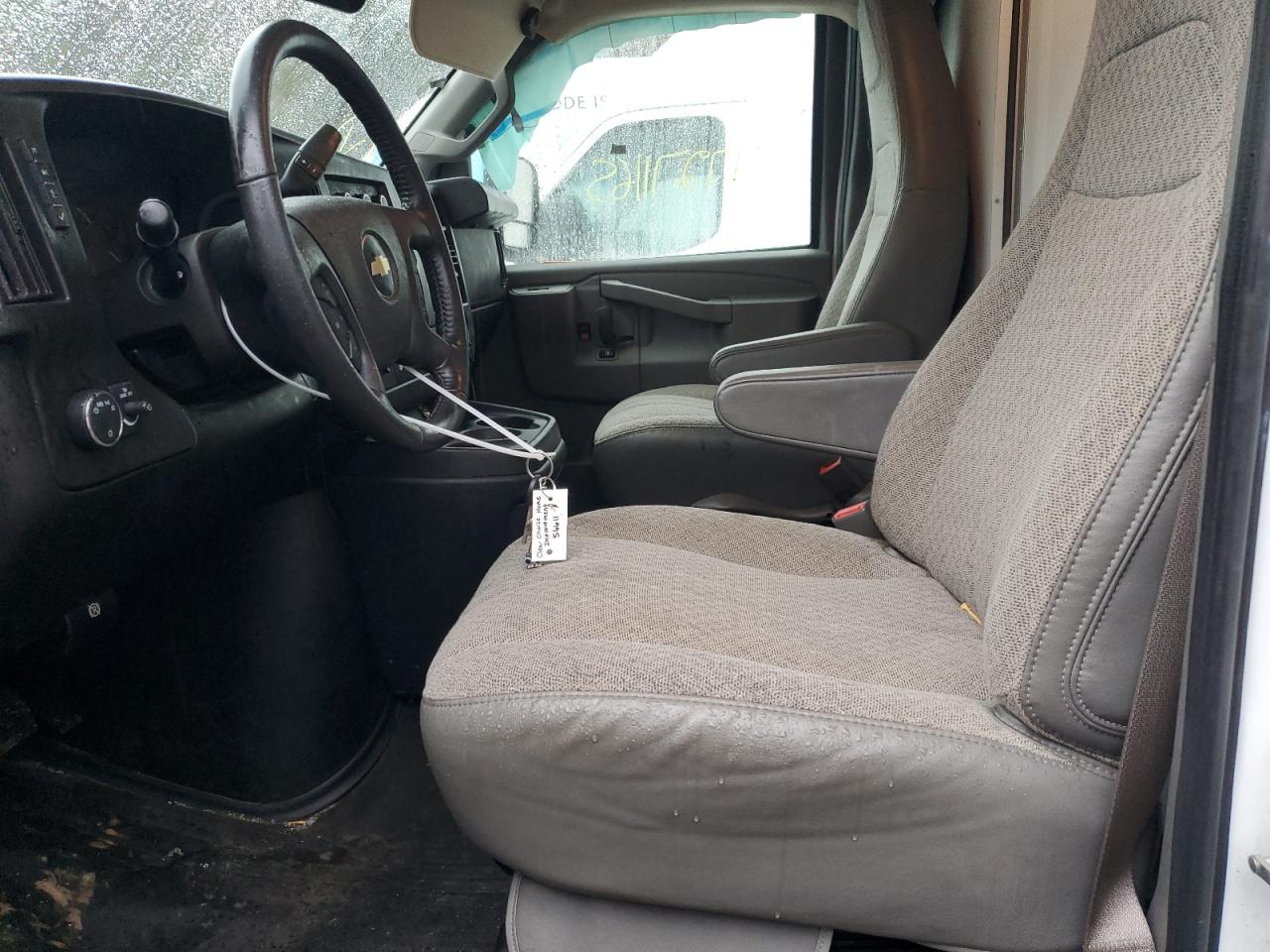 2023 CHEVROLET EXPRESS G3500 *** BOX TRUCK *** photo 13