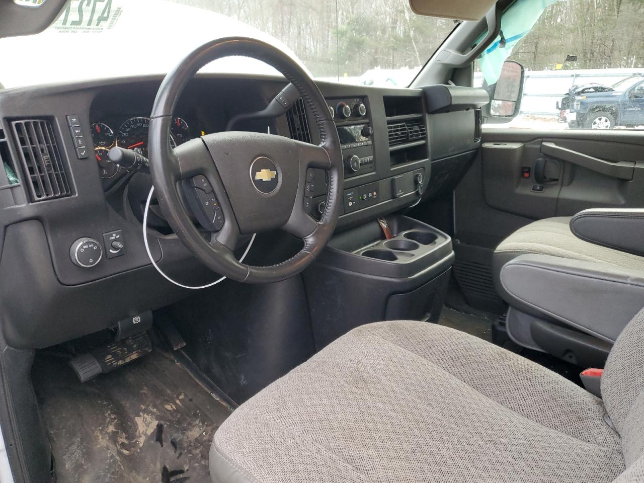 2023 CHEVROLET EXPRESS G3500 *** BOX TRUCK *** photo 15