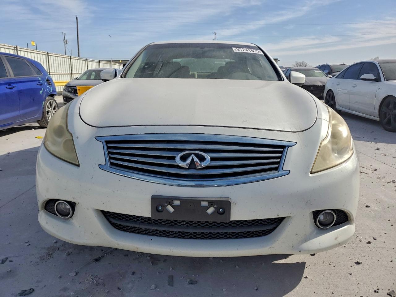 2010 INFINITI G37 BASE photo 9