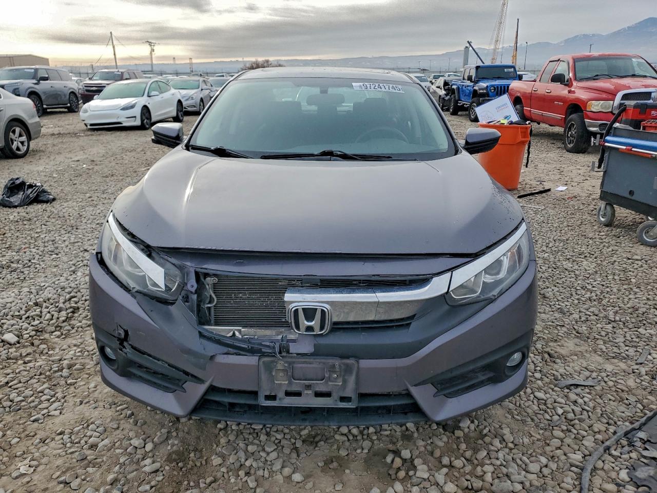2017 HONDA CIVIC EX photo 5