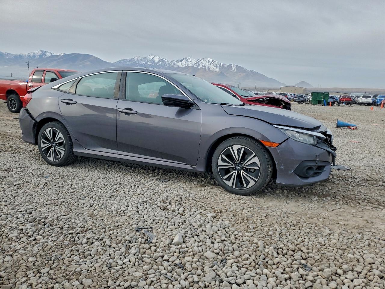 2017 HONDA CIVIC EX photo 4