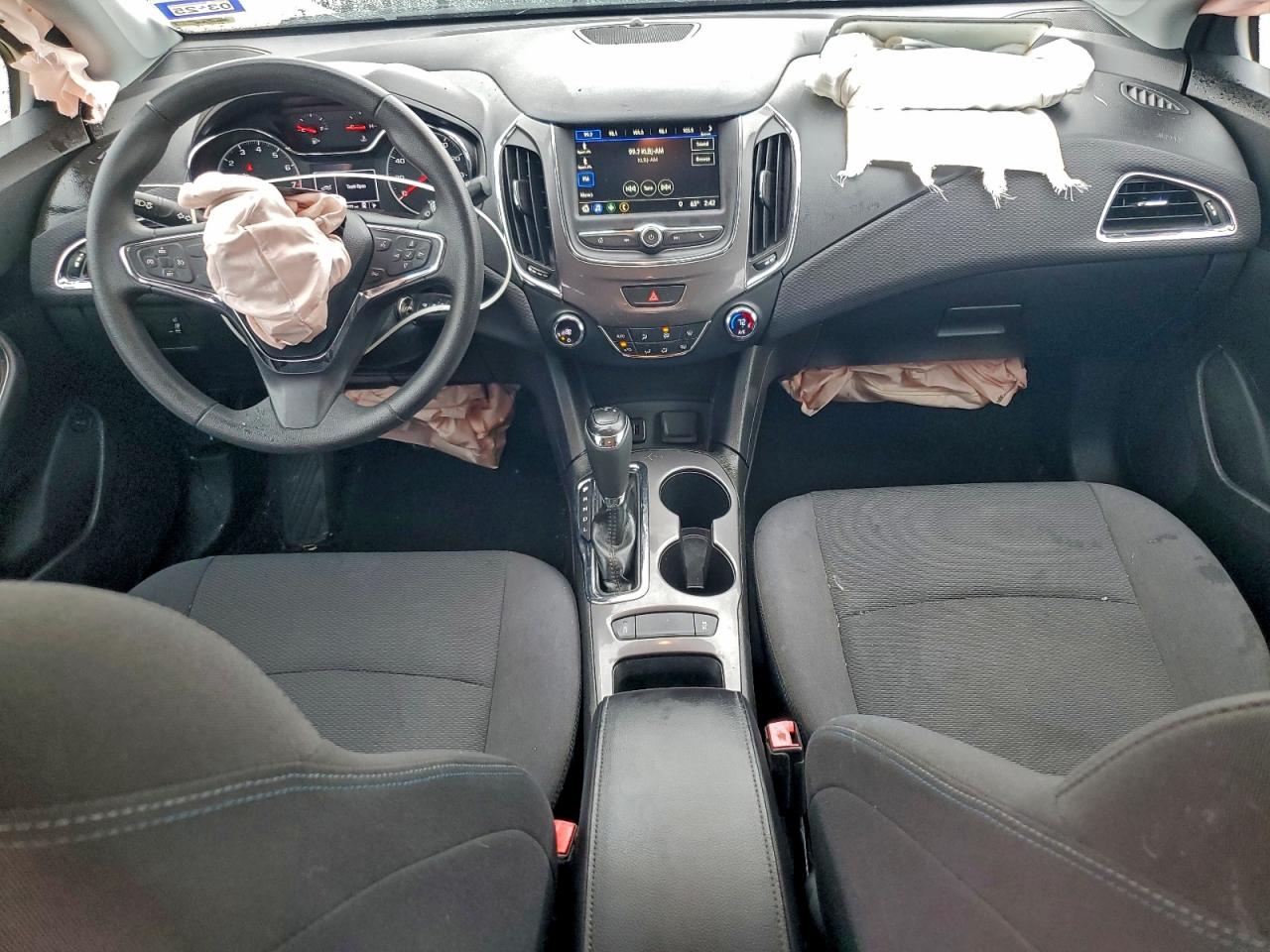 2019 CHEVROLET CRUZE LT photo 8