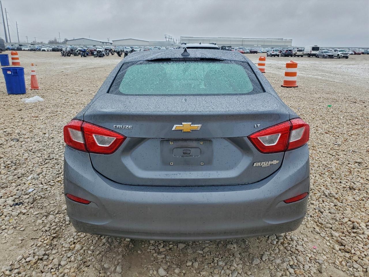 2019 CHEVROLET CRUZE LT photo 6
