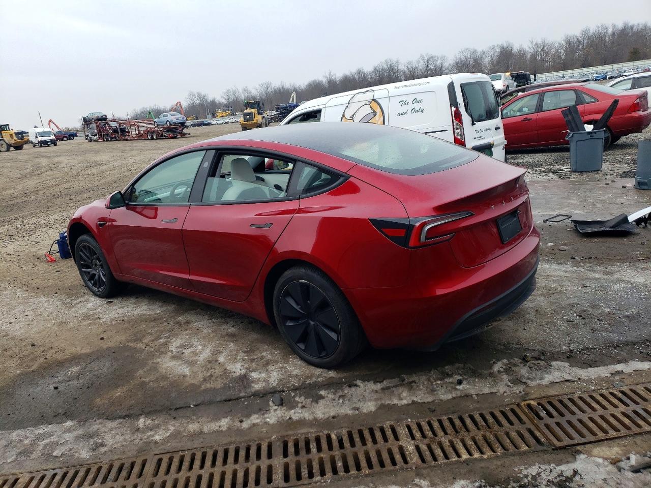 2024 TESLA MODEL 3 photo 5